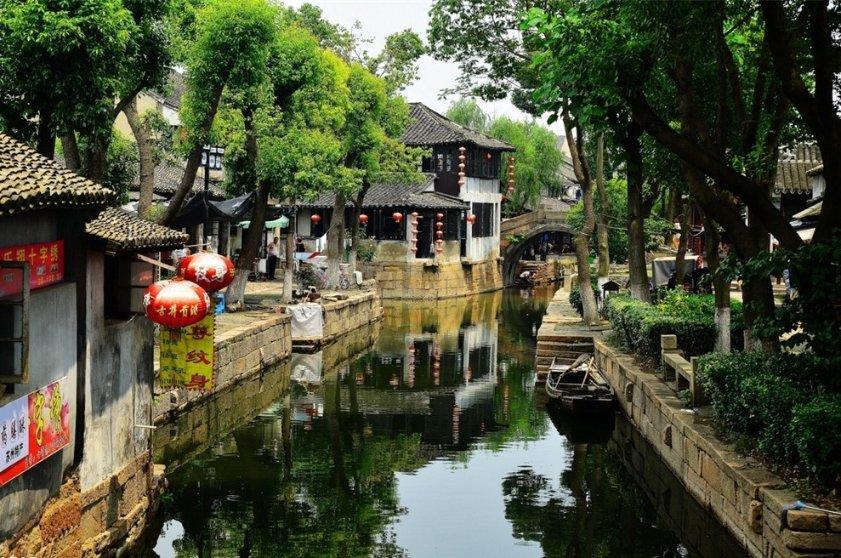 封坛老酒贺新春 | 坛客酒窖，时间与大师的杰作，百城千店，只做封坛